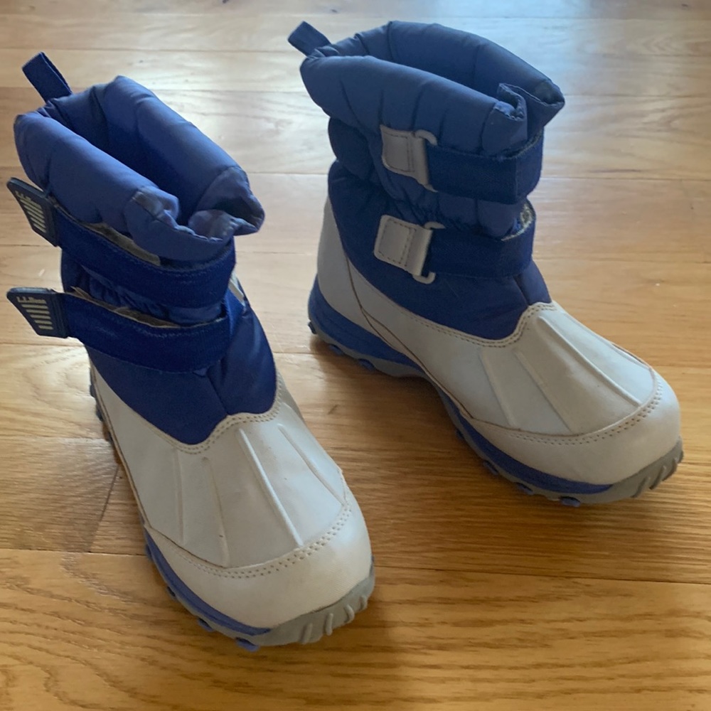L L Bean kids snow boots